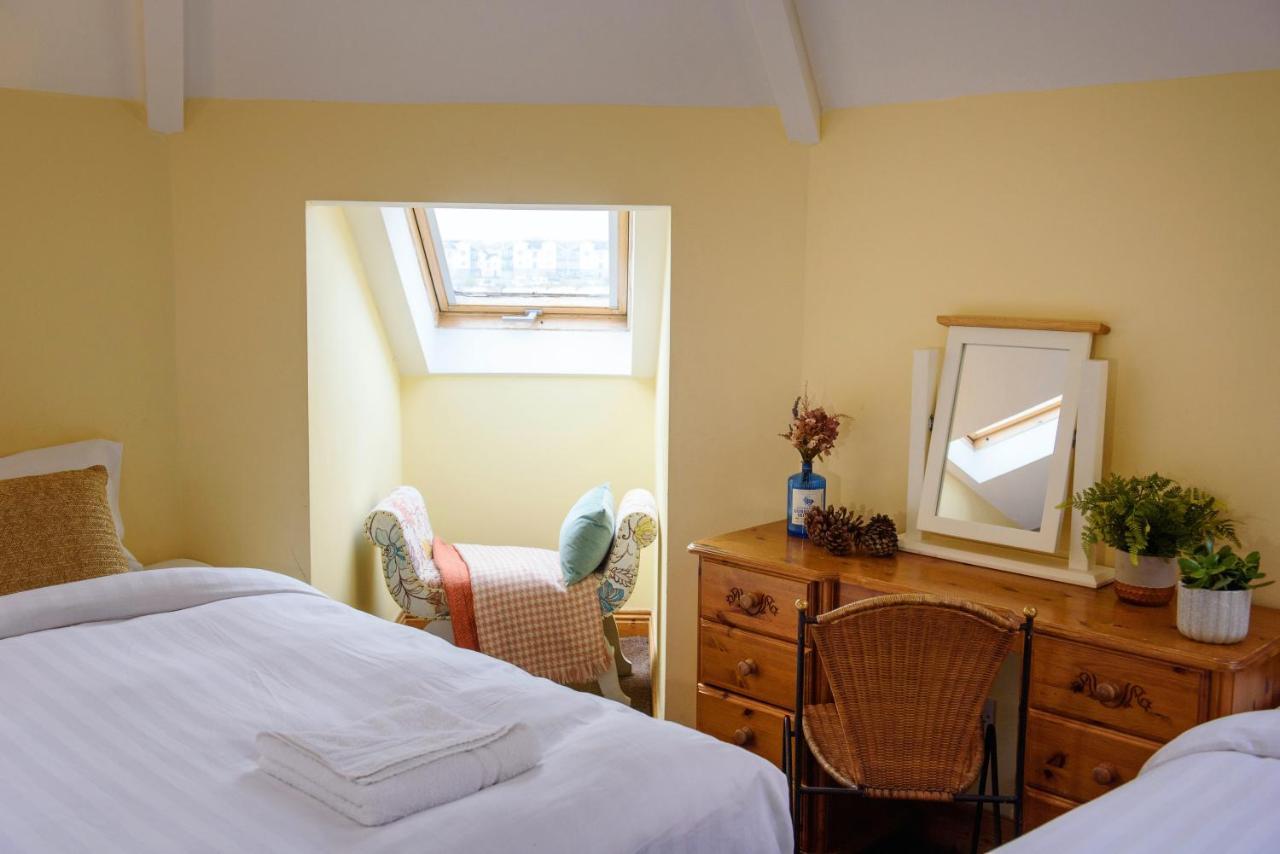 Waterfront Self Catering Houses Carrick-on-Shannon Exterior photo