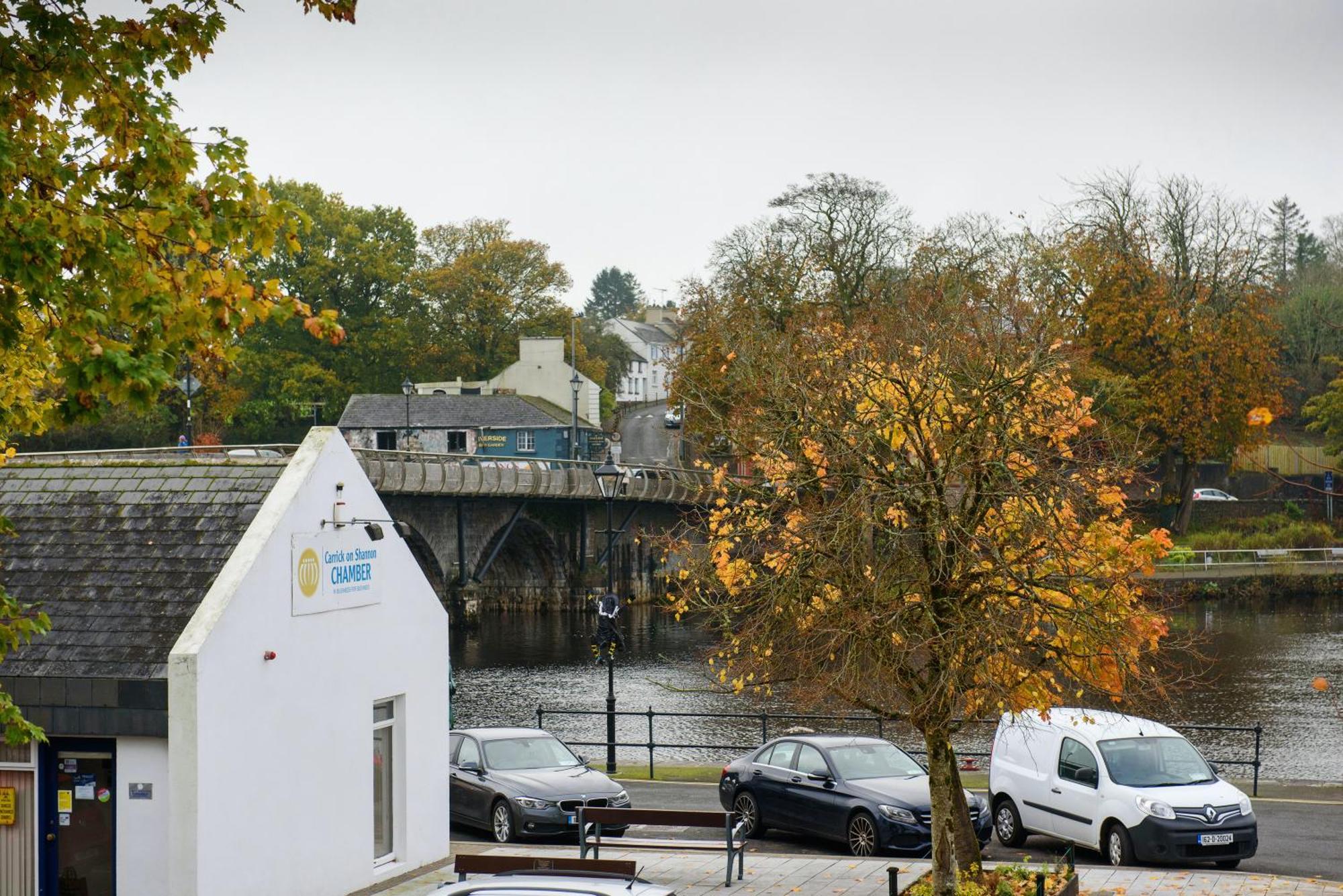 Waterfront Self Catering Houses Carrick-on-Shannon Exterior photo